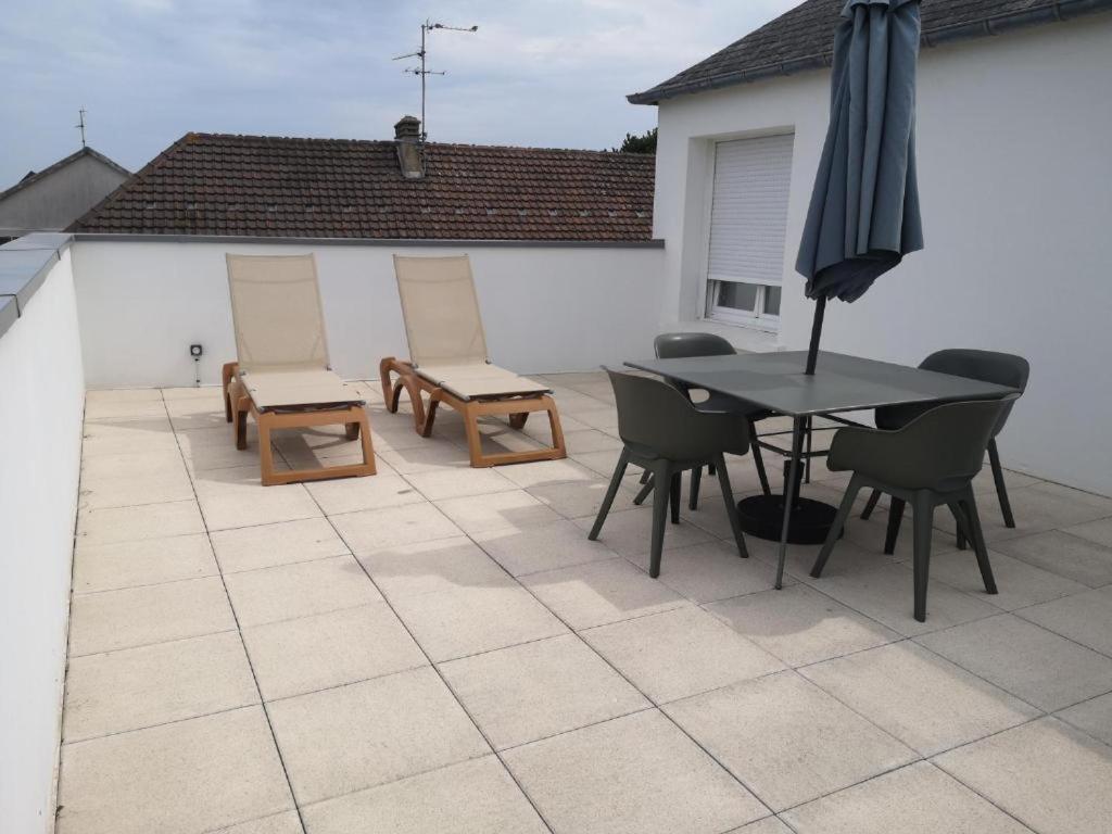 Place Alexandre Stanier Apt N 7 Avec Terrasse Анель Экстерьер фото