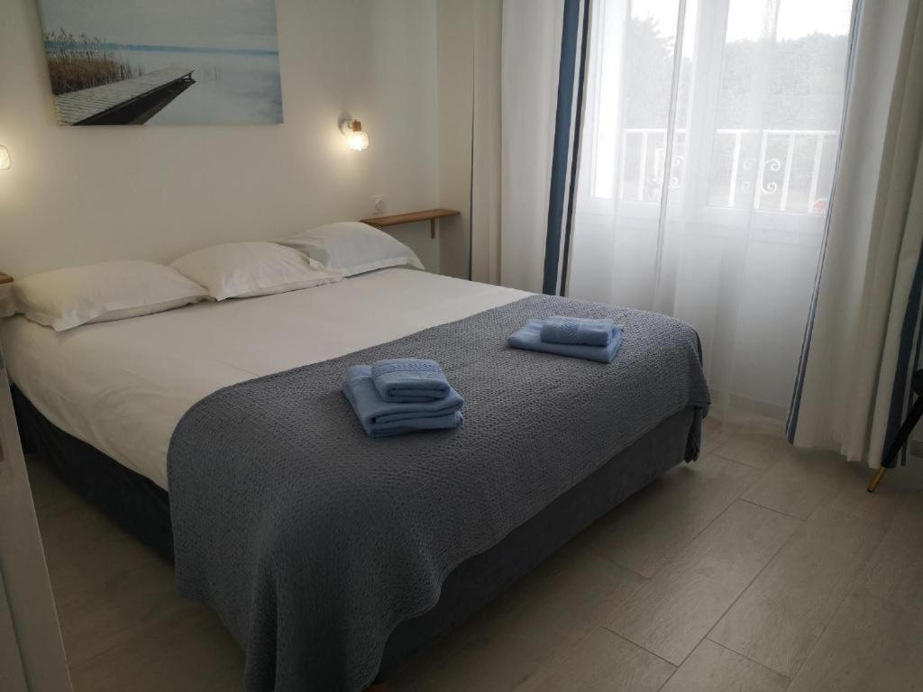 Place Alexandre Stanier Apt N 7 Avec Terrasse Анель Экстерьер фото